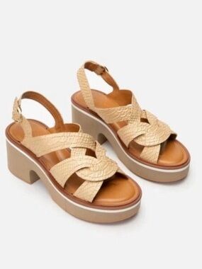 NWT Clergerie Paris Calixa Sandals Nude Snake Effect Iridescent Lambskin 9.5 US